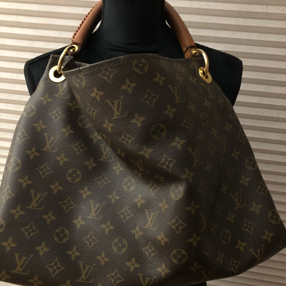 Louis Vuitton Monogram Canvas Slouch Hobo in Brown and Tan - Picture 2 of 7